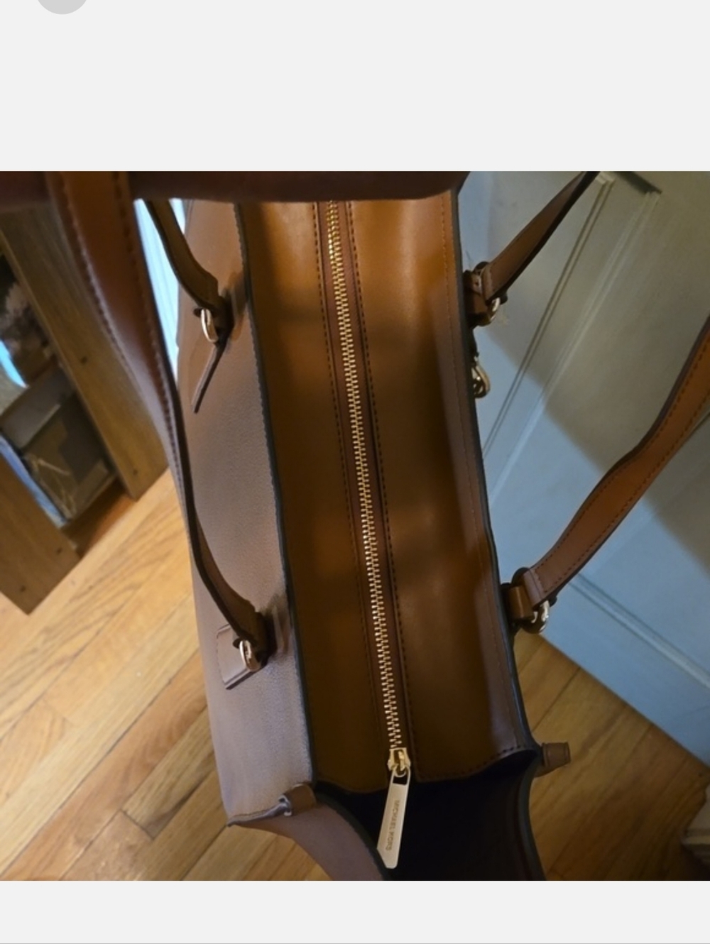 MICHAEL Michael Kors Kris Brown Large Leather Tote with Gold Hardware & Dustbag - Picture 2 of 7